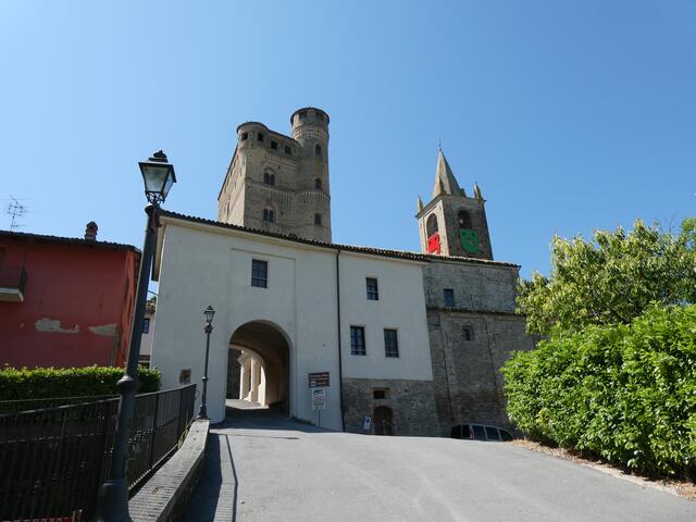 castello di Serralunga d'Alba
